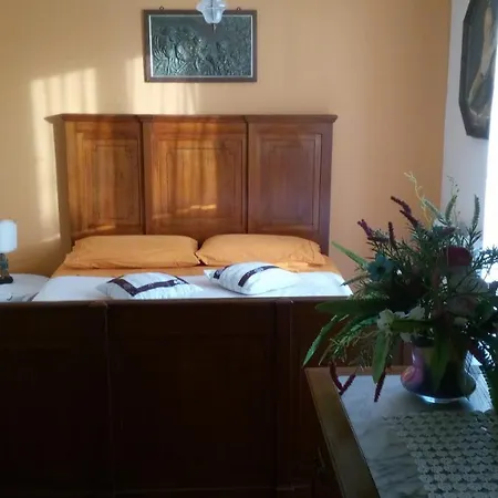 Carmen Bed & Breakfast *