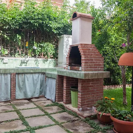 ベッド・アンド・ブレックファスト Carmen SantʼAlessio Siculo