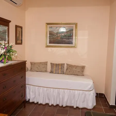 Carmen Sant'Alessio Siculo