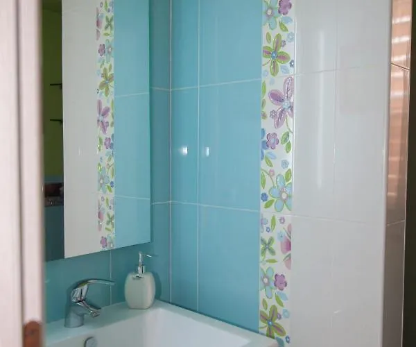 Carmen Bed & Breakfast 3*